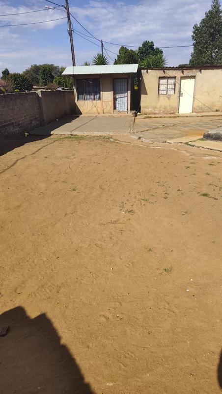 2 Bedroom Property for Sale in Tlhabane North West